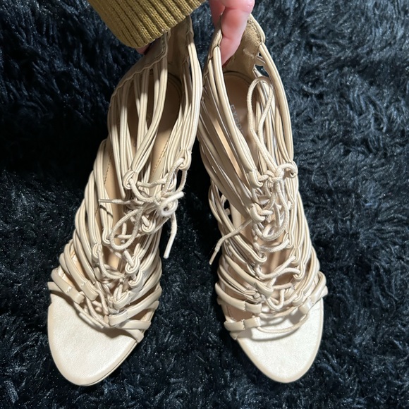 Express Open Toe Wedge - Picture 4 of 13